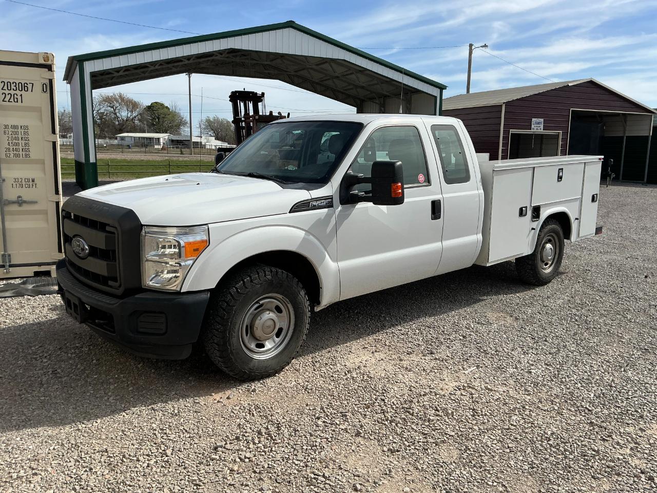 Ford F-250 SD XL SuperCab Long Bed 2WD 2015