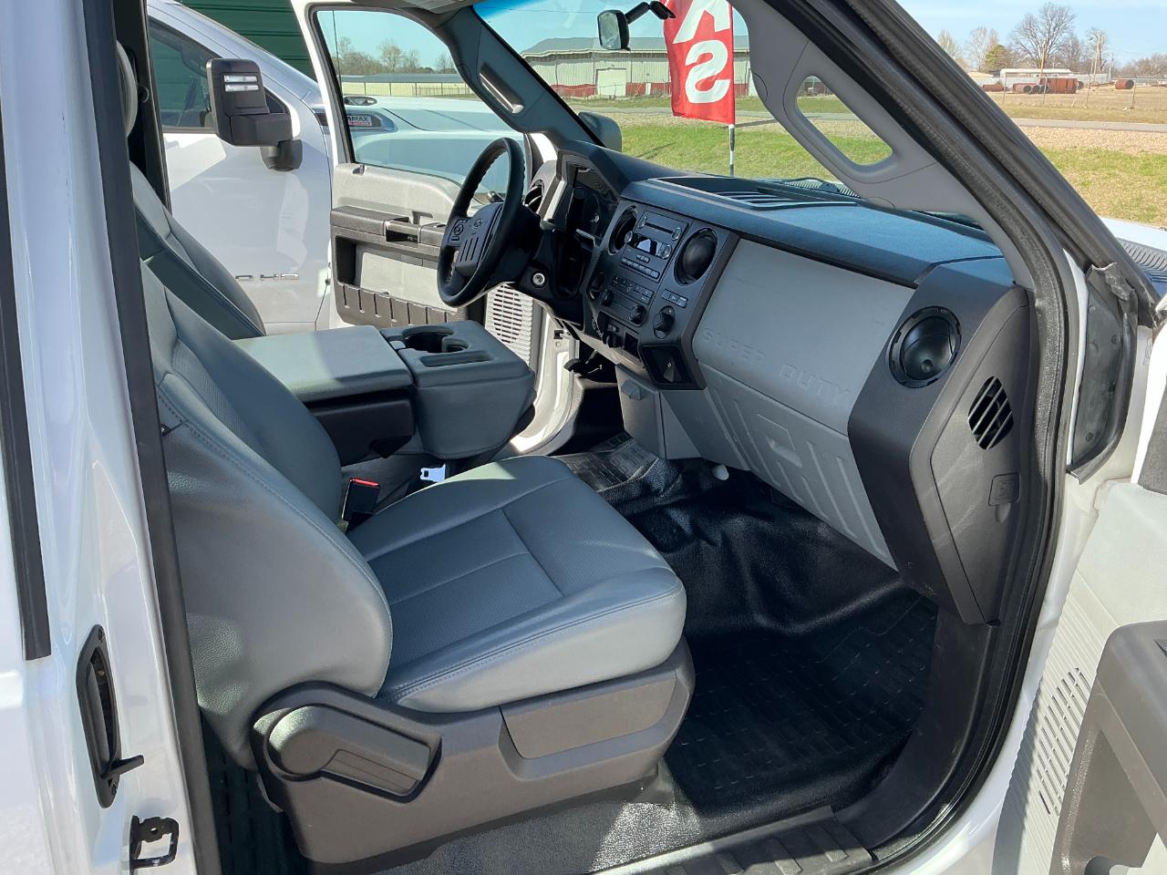 Ford F-250 SD XL SuperCab Long Bed 2WD 2015