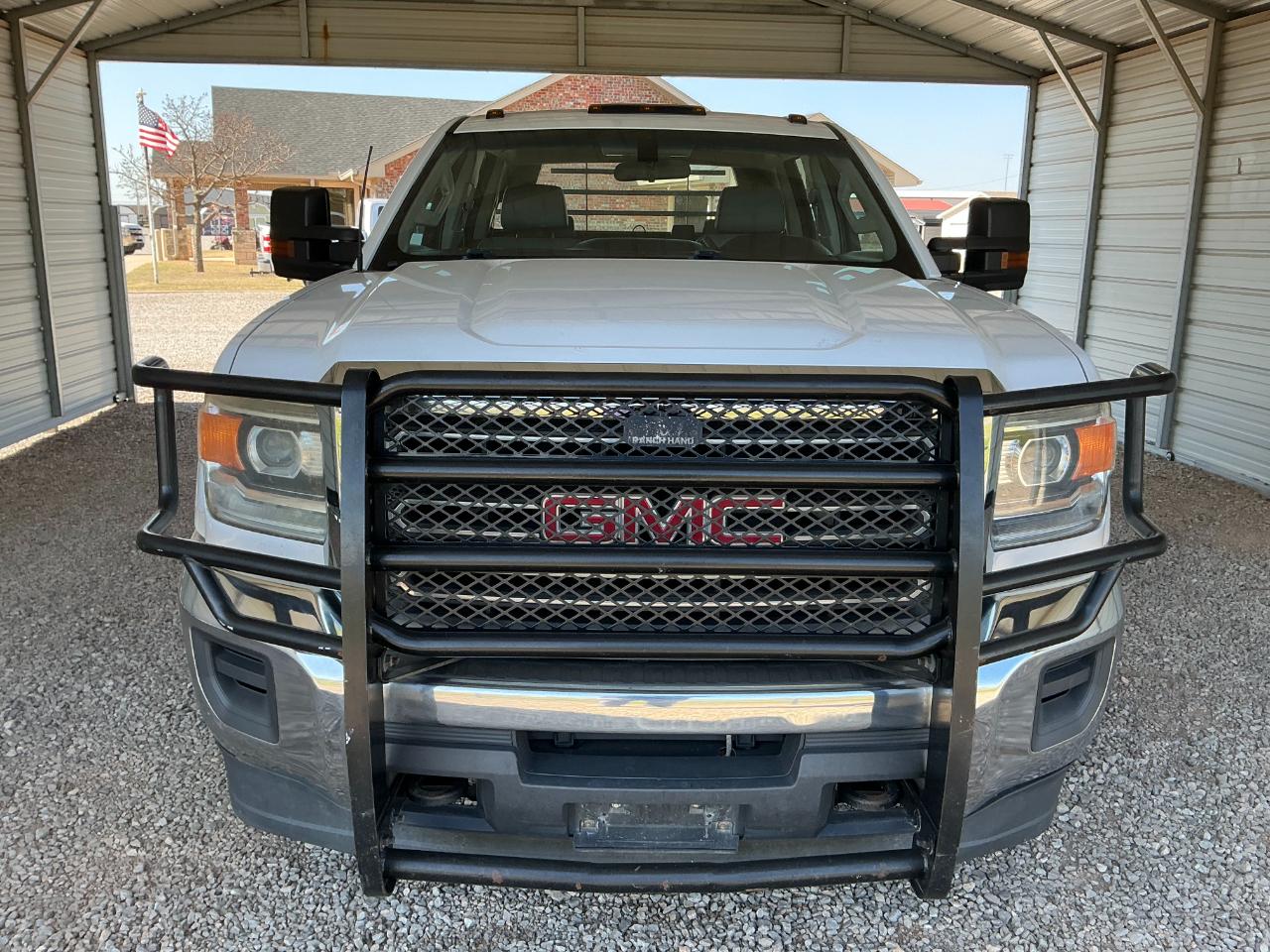 GMC Sierra 3500HD Base Crew Cab Long Box 4WD 2016