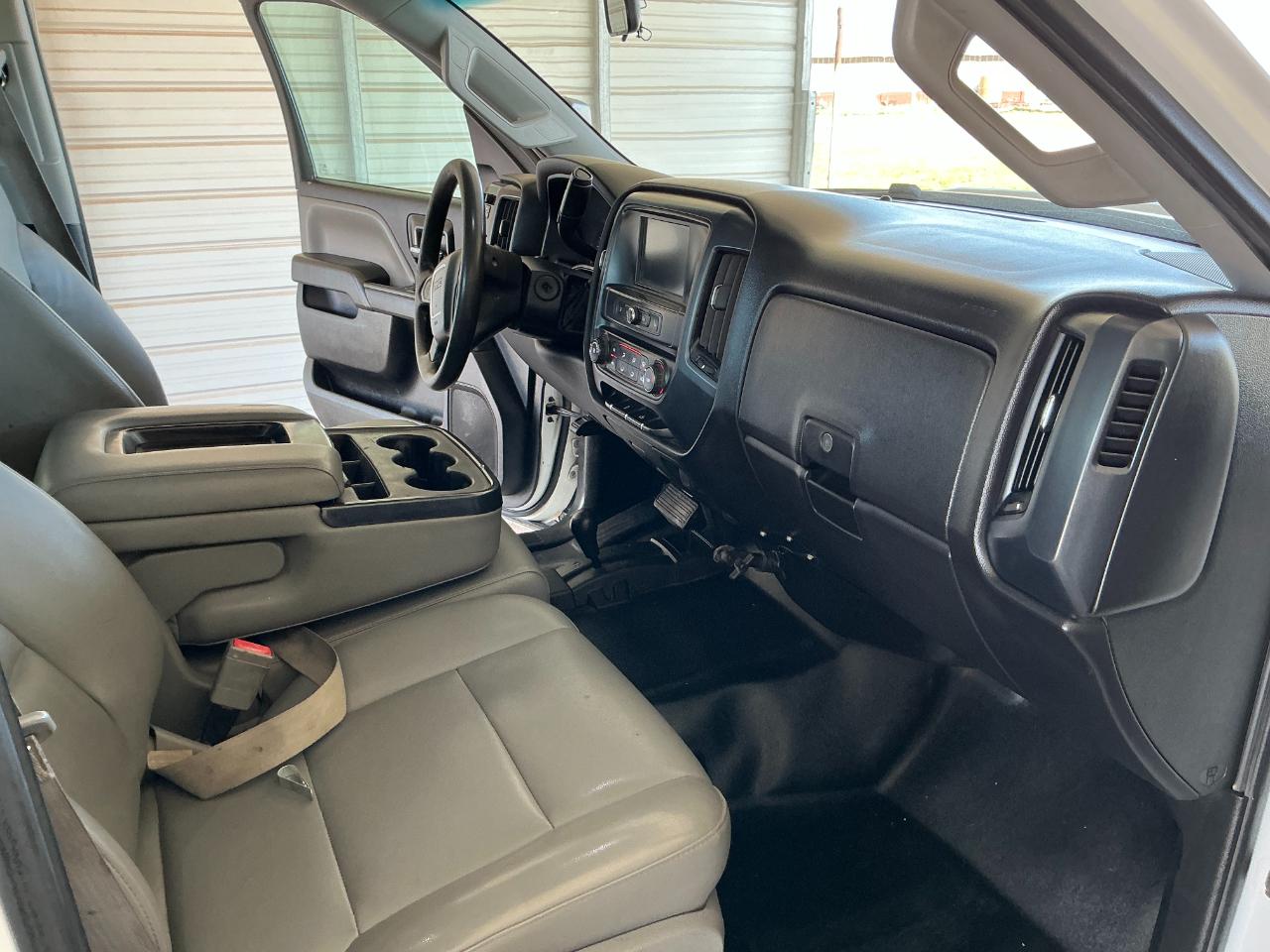 GMC Sierra 3500HD Base Crew Cab Long Box 4WD 2016