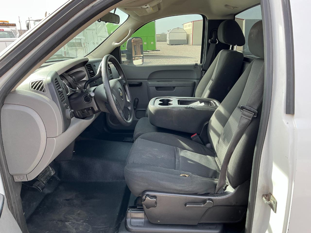 Chevrolet Silverado 2500HD Work Truck Long Box 2WD 2013