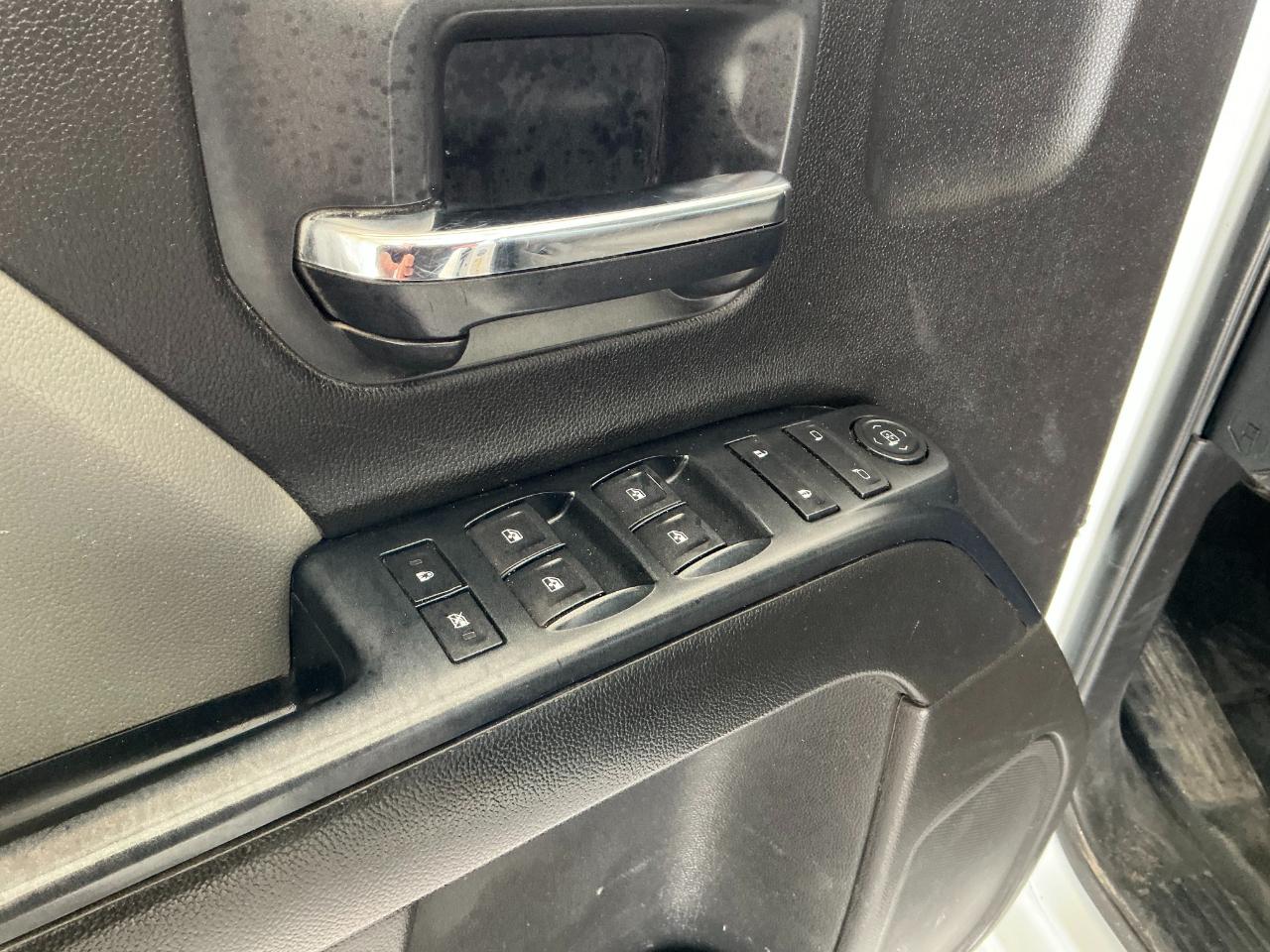 Chevrolet Silverado 2500HD Work Truck Double Cab 4WD 2016