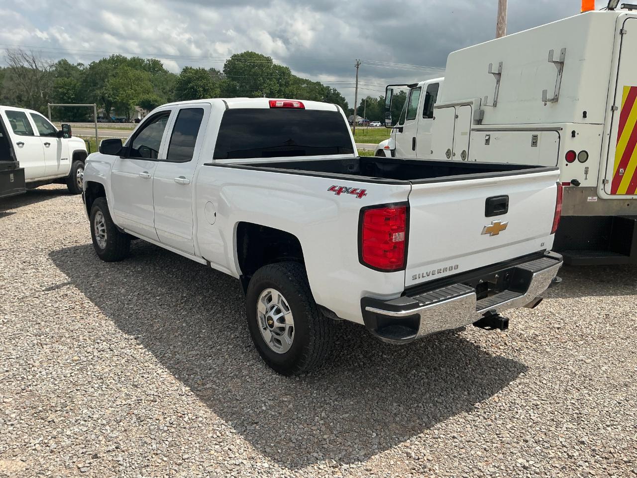 Chevrolet Silverado 2500HD LT Double Cab 4WD 2017