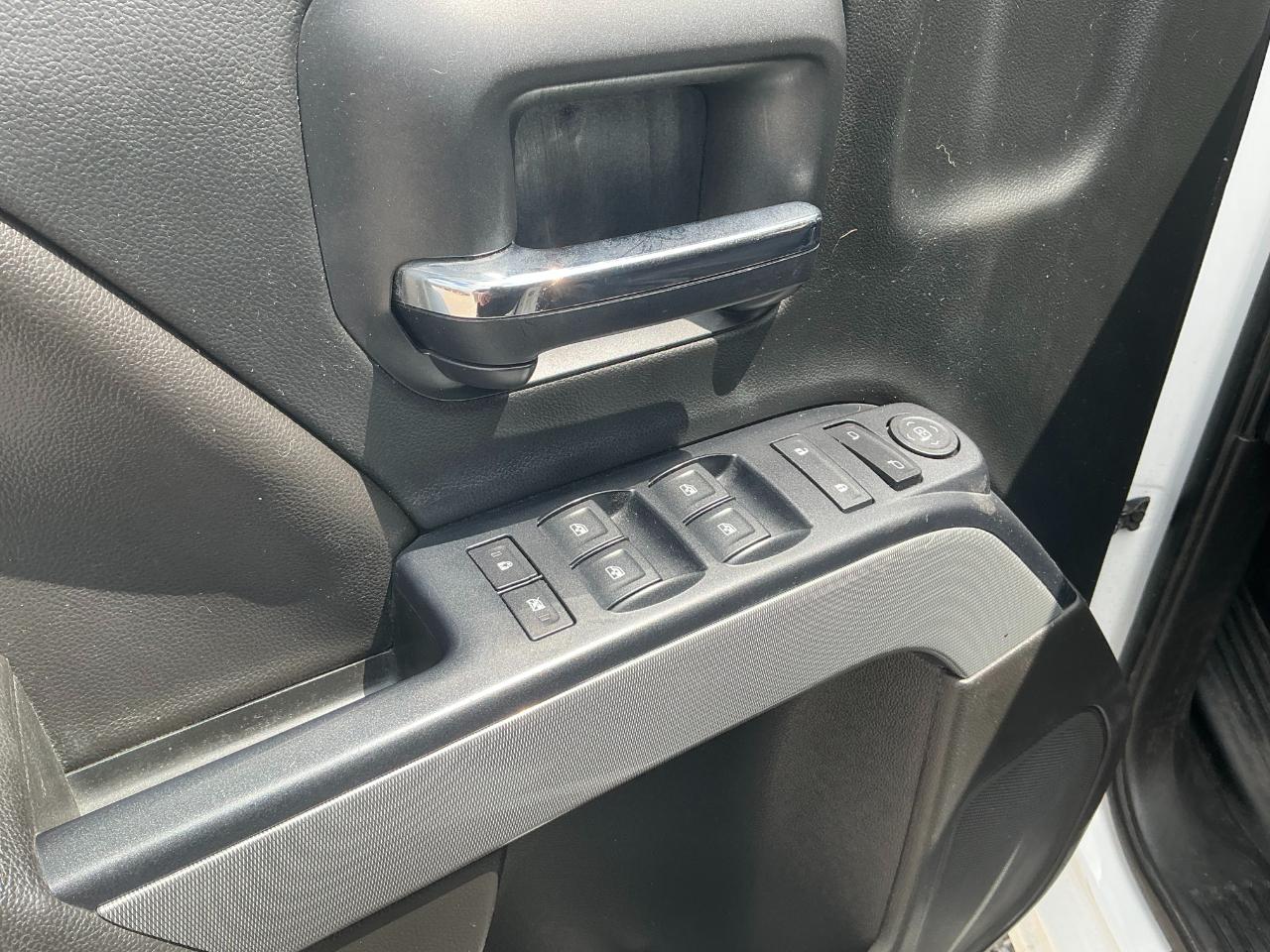 Chevrolet Silverado 2500HD LT Double Cab 4WD 2017