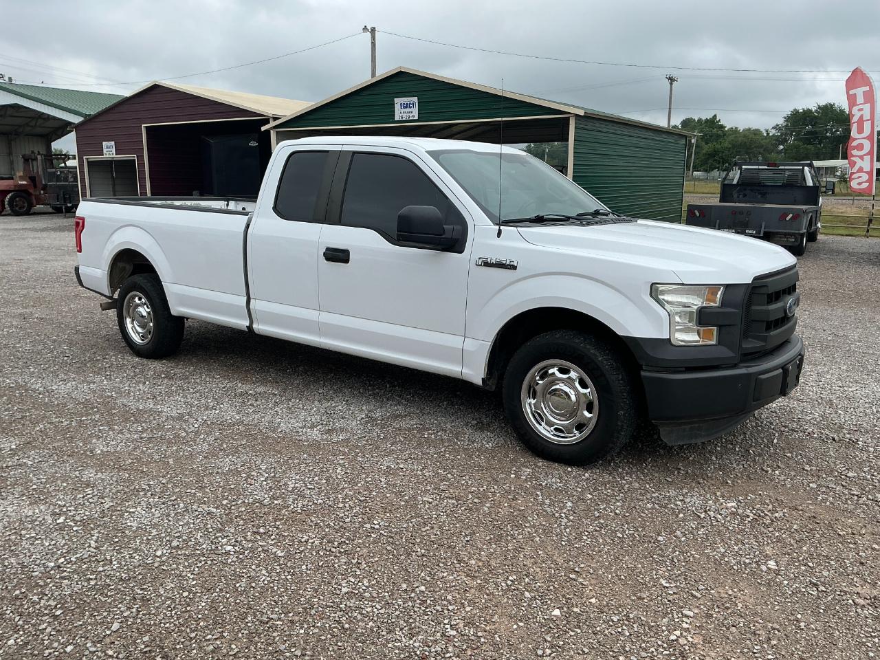 Ford F-150 XL SuperCab 8-ft. 2WD 2016