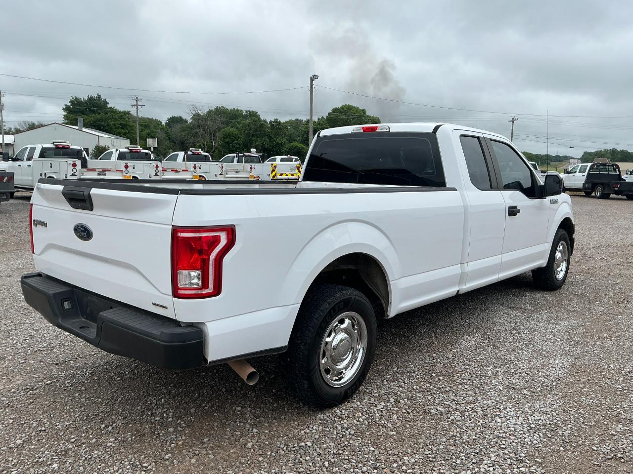 Ford F-150 XL SuperCab 8-ft. 2WD 2016