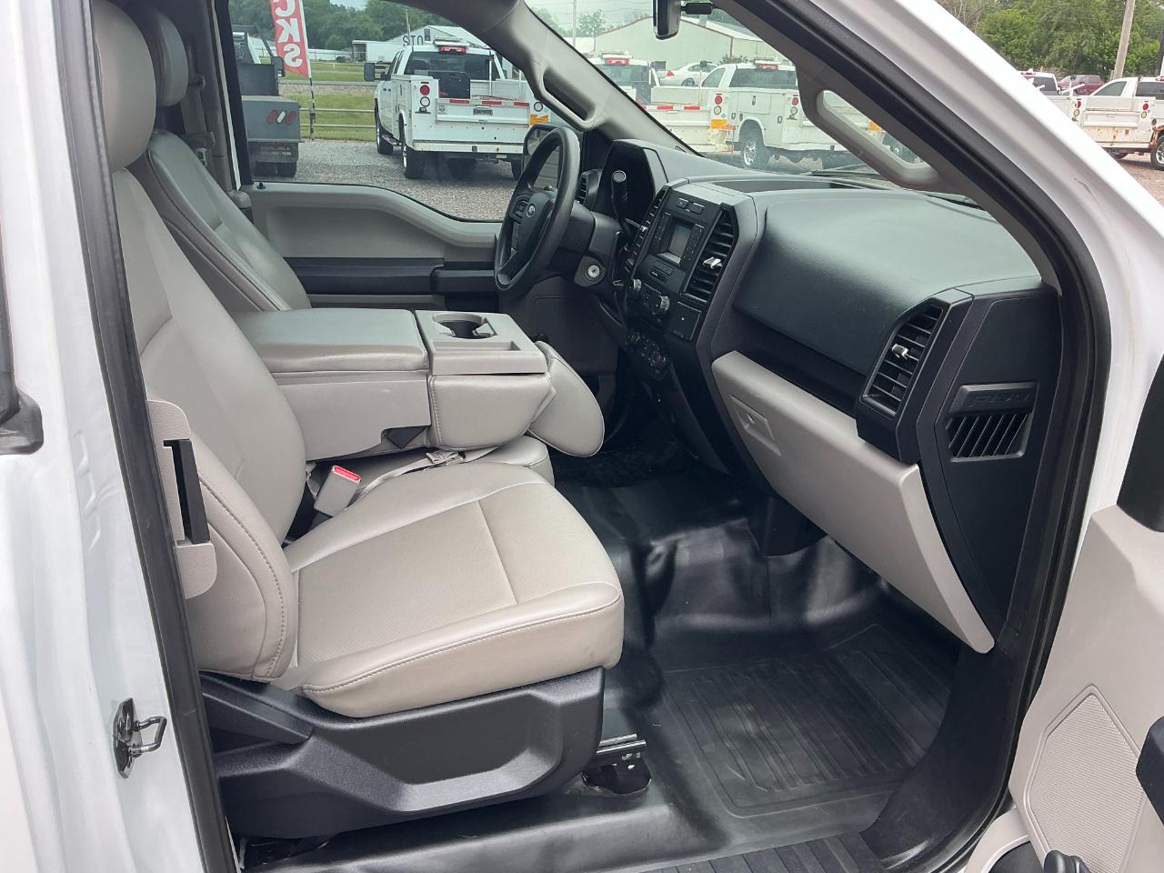 Ford F-150 XL SuperCab 8-ft. 2WD 2016