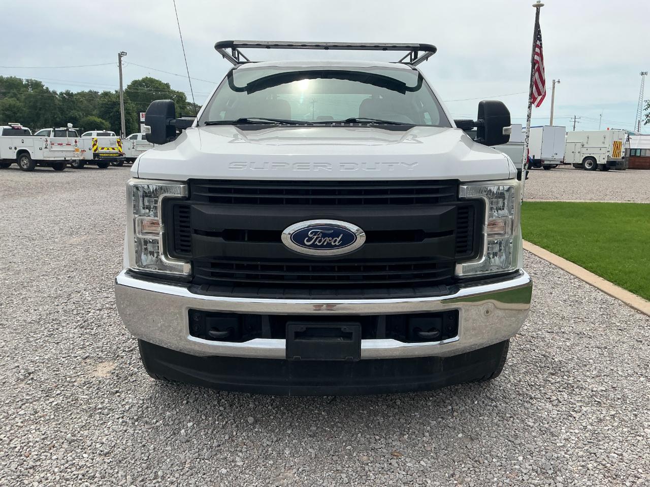 Ford F-350 SD XL Crew Cab Long Bed 4WD 2019