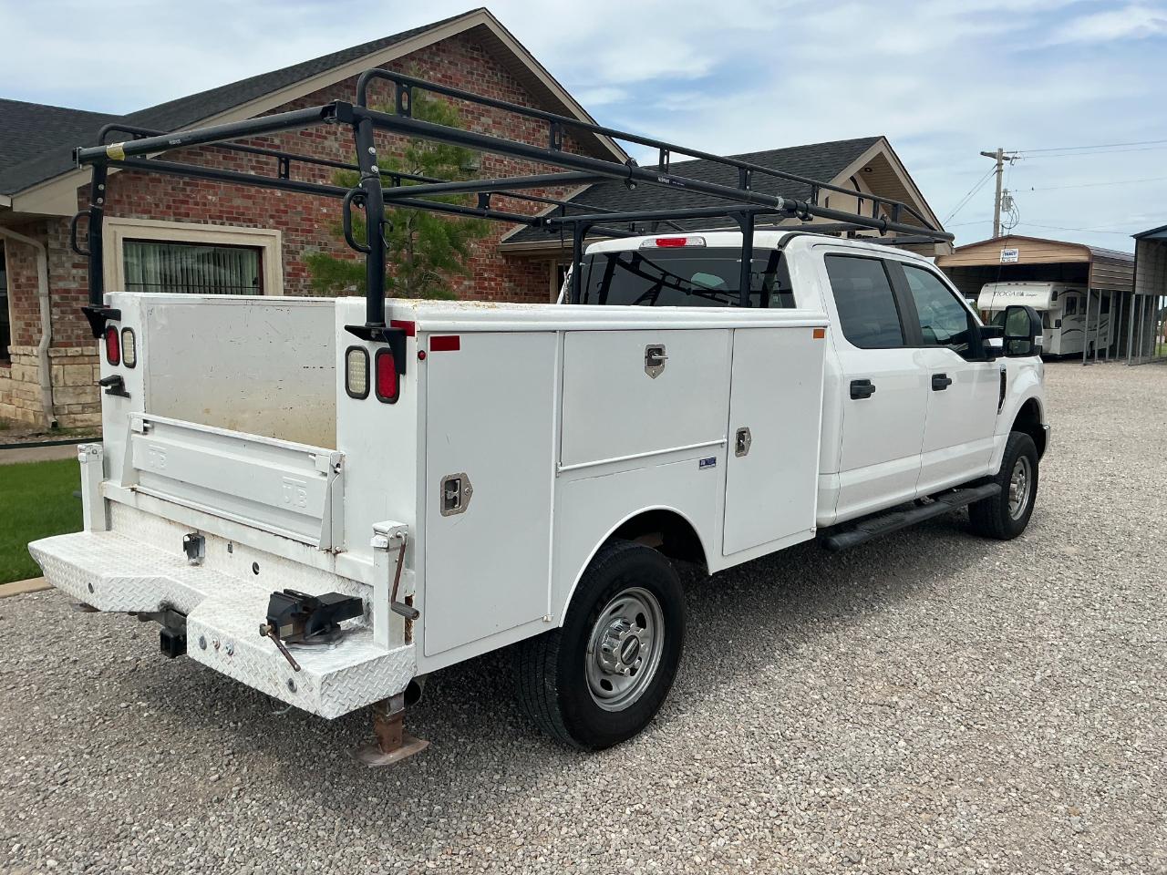 Ford F-350 SD XL Crew Cab Long Bed 4WD 2019