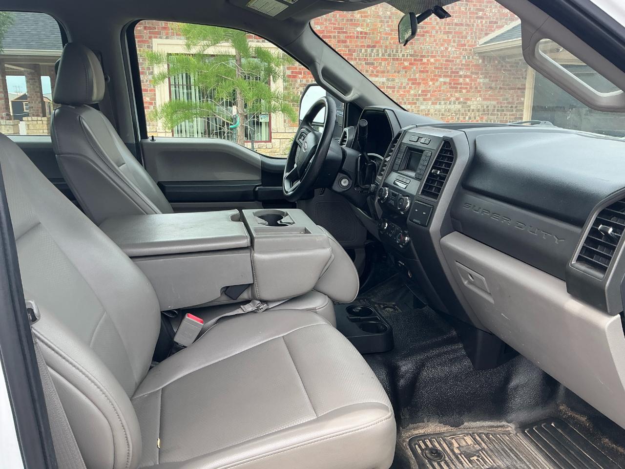 Ford F-350 SD XL Crew Cab Long Bed 4WD 2019