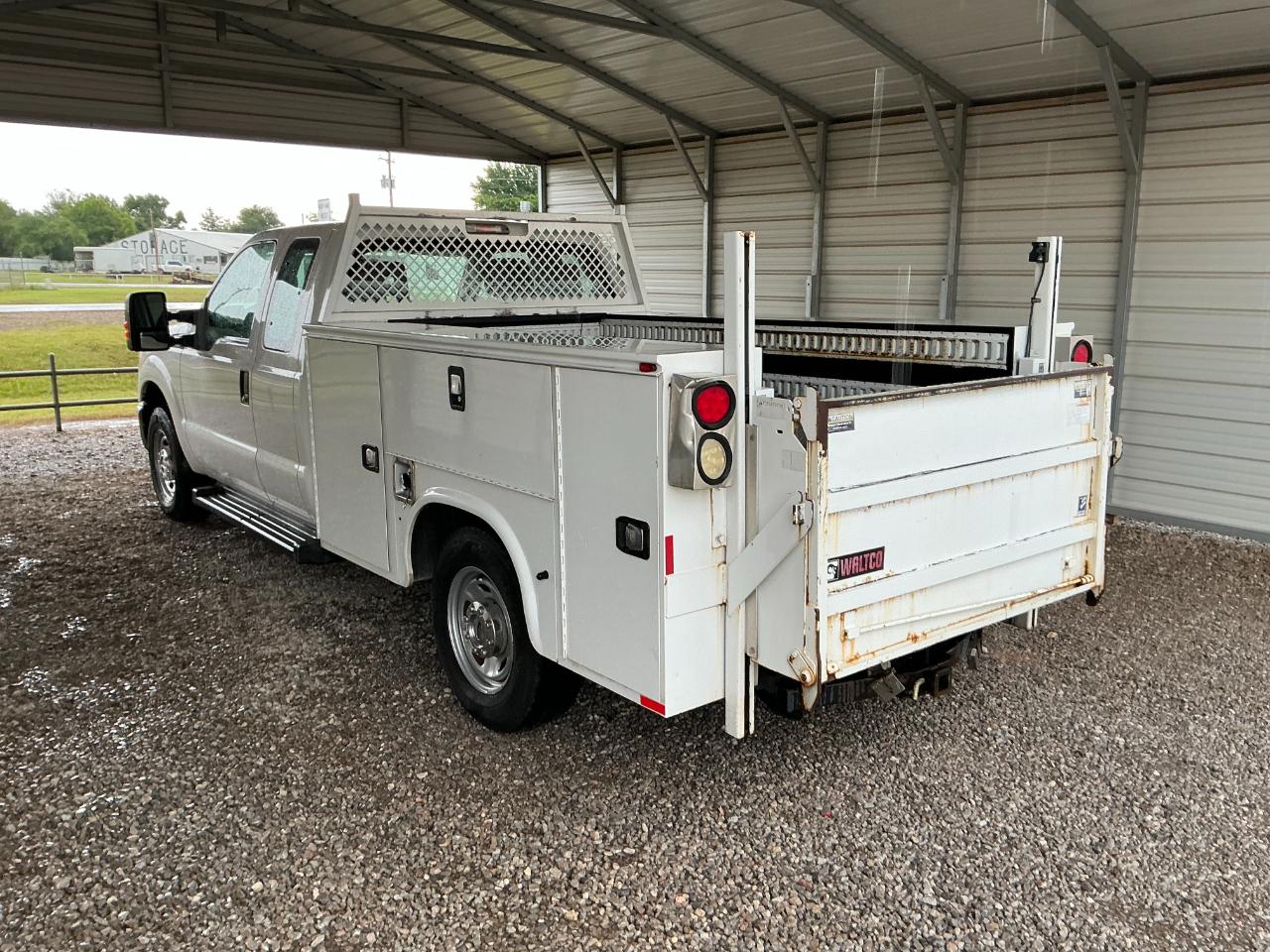 Ford F-250 SD XL SuperCab Long Bed 2WD 2016