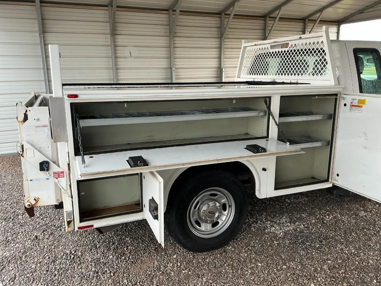 Ford F-250 SD XL SuperCab Long Bed 2WD 2016