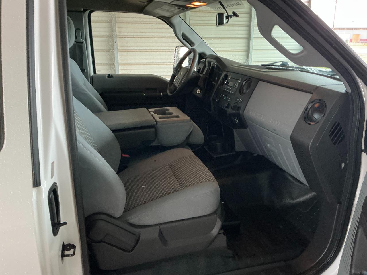 Ford F-250 SD XL SuperCab Long Bed 2WD 2016