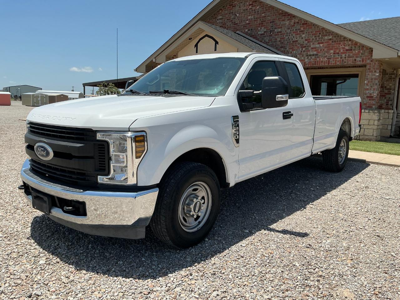 Ford F-250 SD XL SuperCab Long Bed 2WD 2019