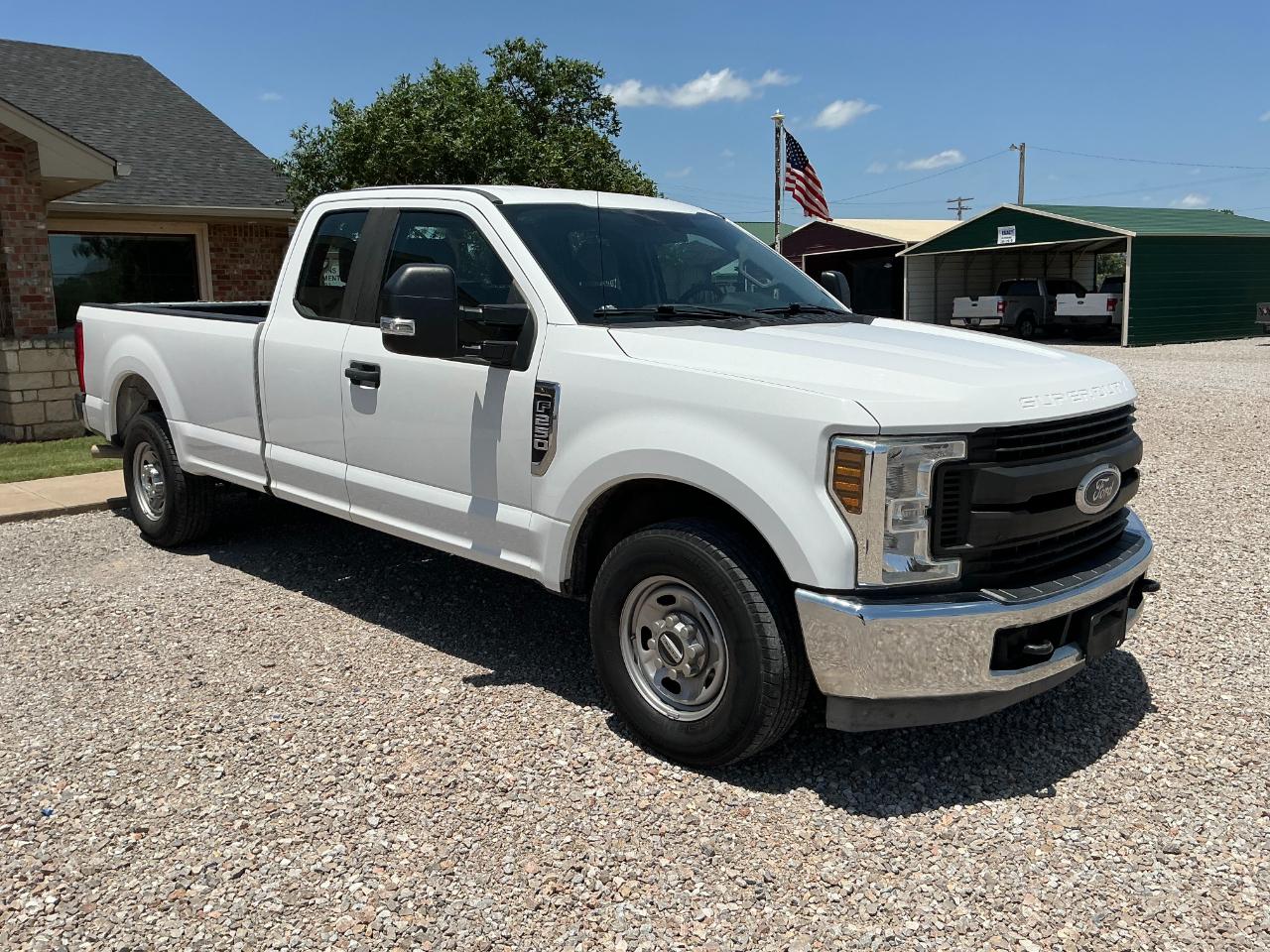 Ford F-250 SD XL SuperCab Long Bed 2WD 2019