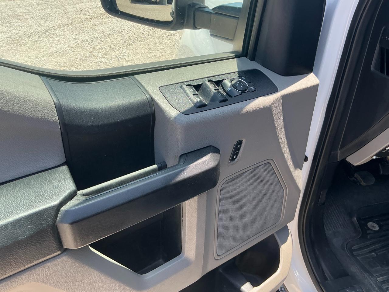 Ford F-350 SD XL SuperCab Long Bed 2WD 2021