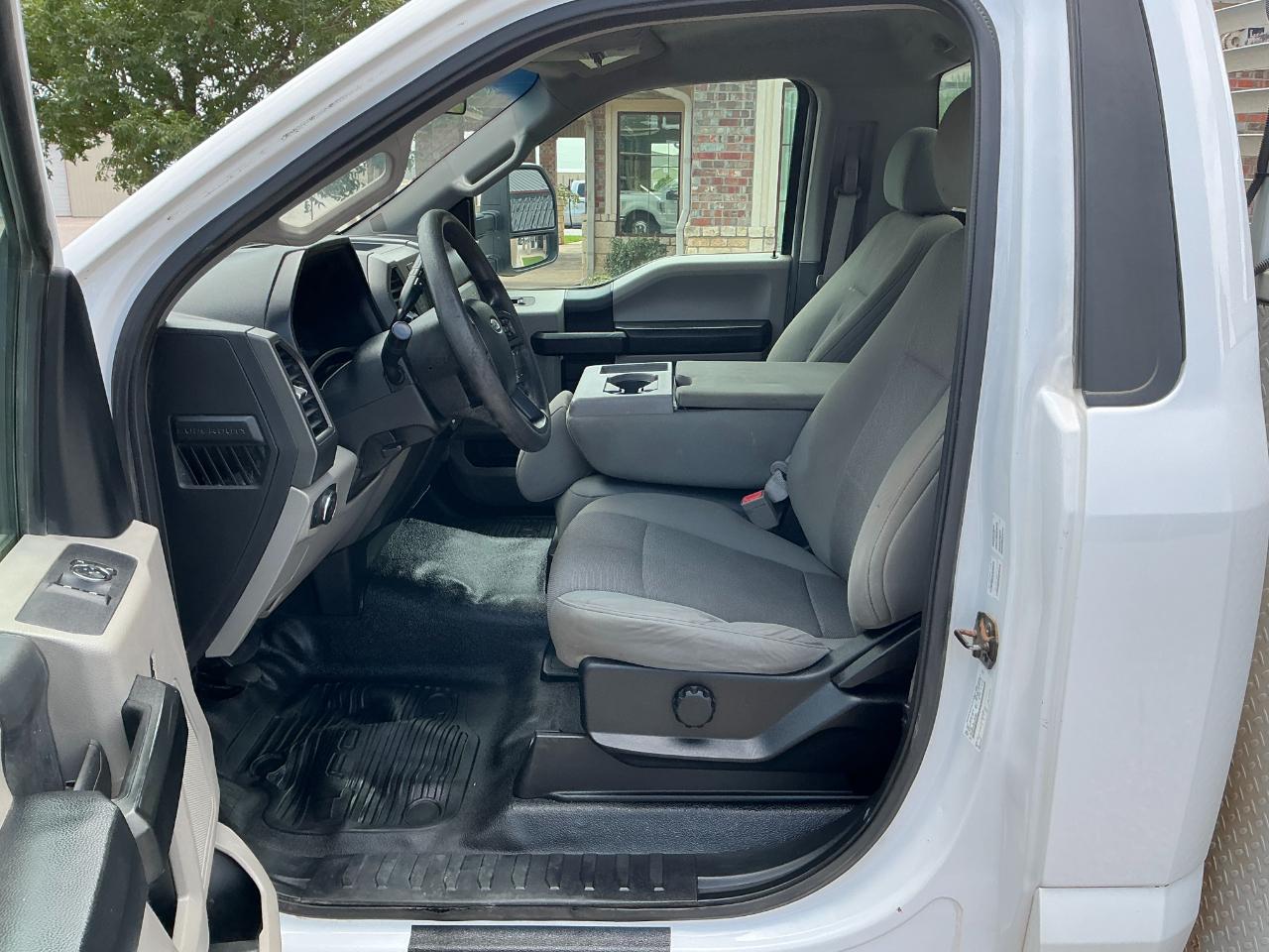 Ford F-350 SD XL 2WD DRW 2019