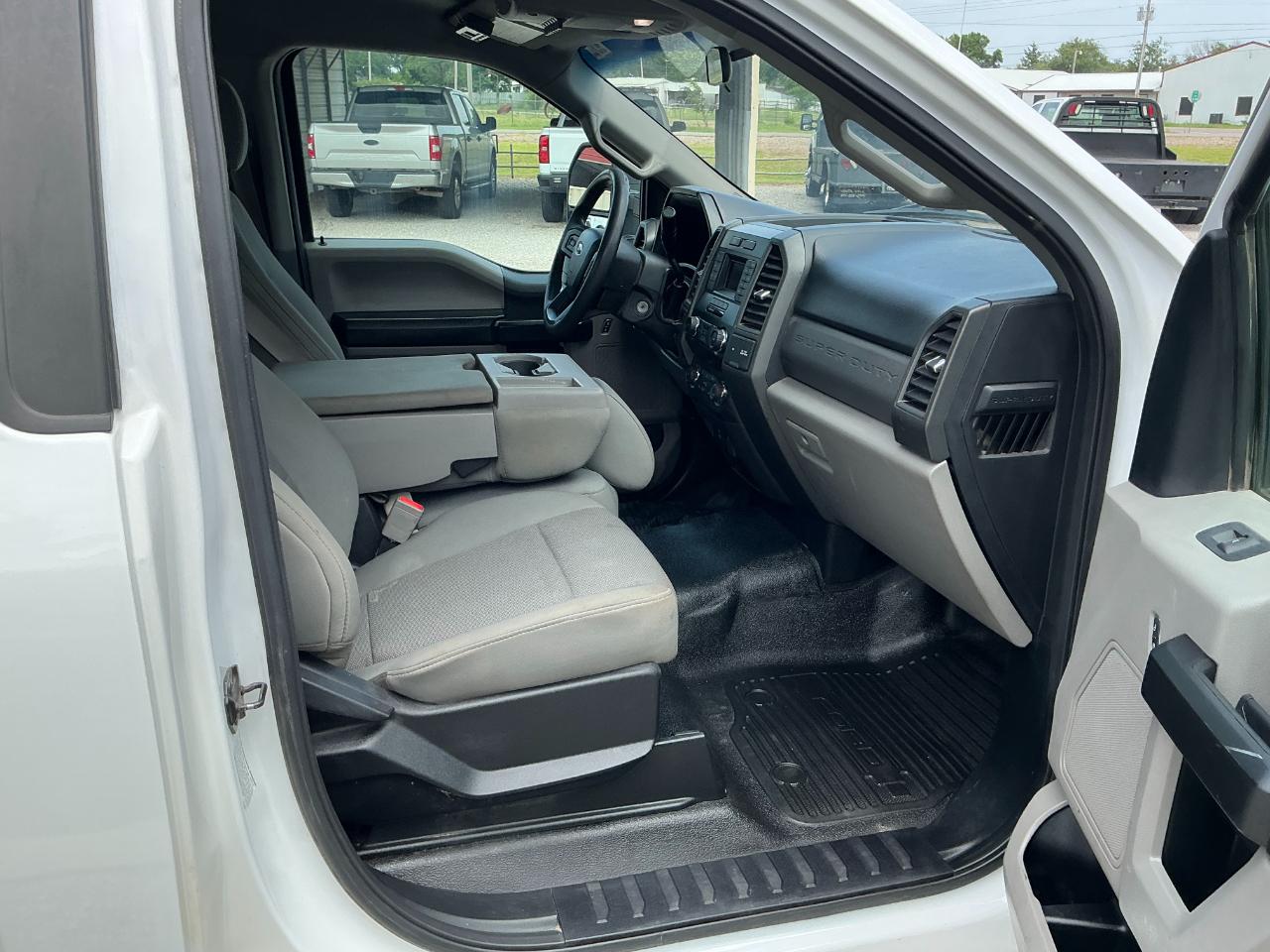 Ford F-350 SD XL 2WD DRW 2019