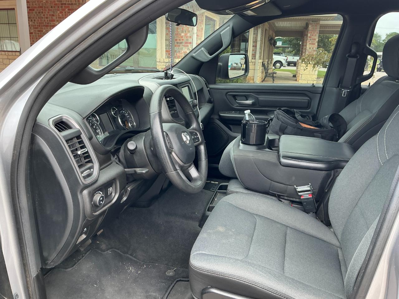 RAM 1500 Tradesman Crew Cab 4WD 2022