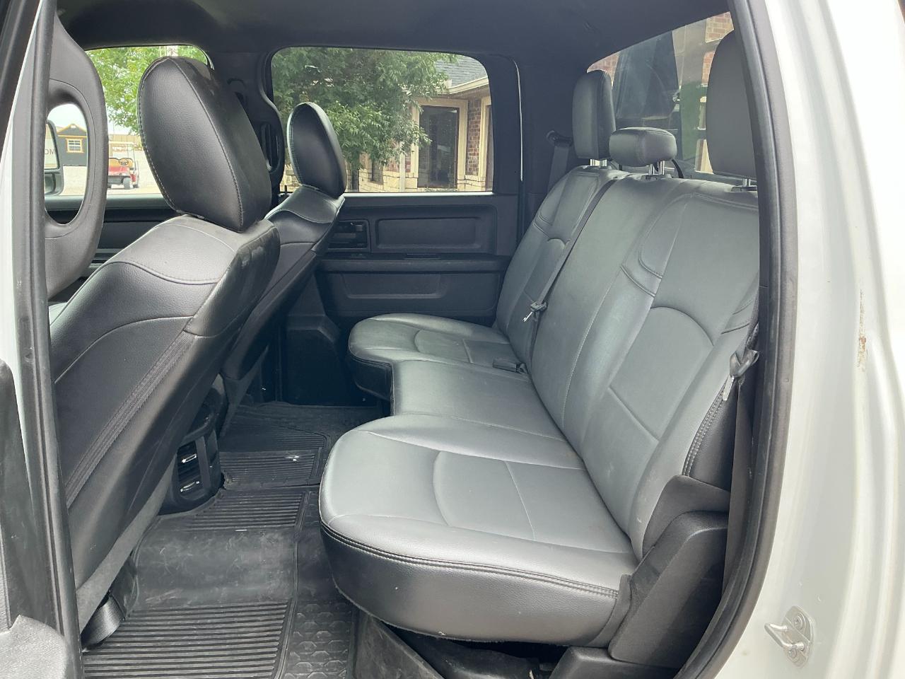 RAM 3500 Crew Cab 4WD DRW 2024