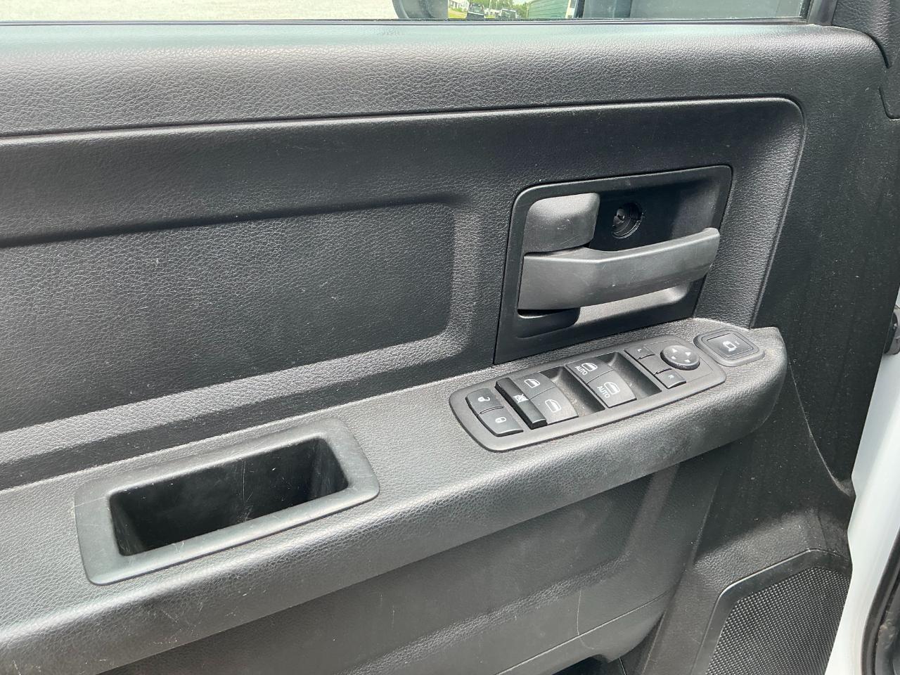 RAM 3500 Crew Cab 4WD DRW 2024