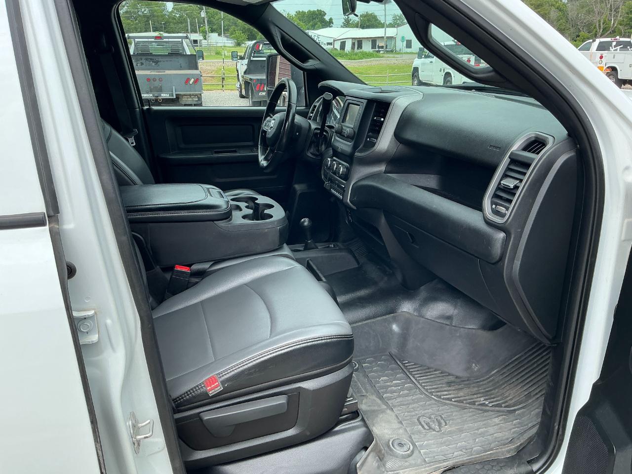 RAM 3500 Crew Cab 4WD DRW 2024