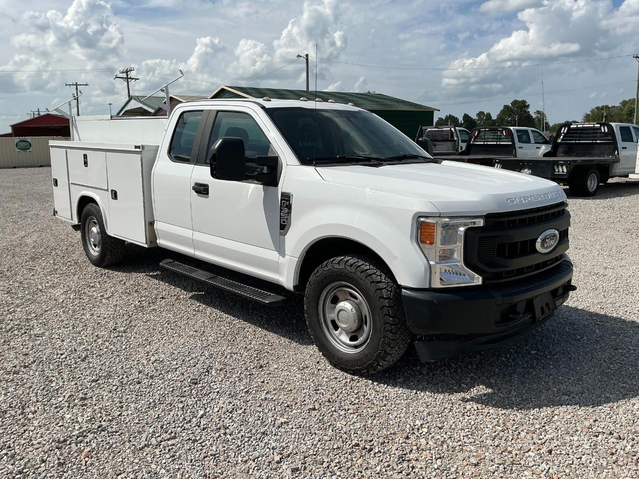 Ford F-350 SD XL SuperCab Long Bed 2WD 2021