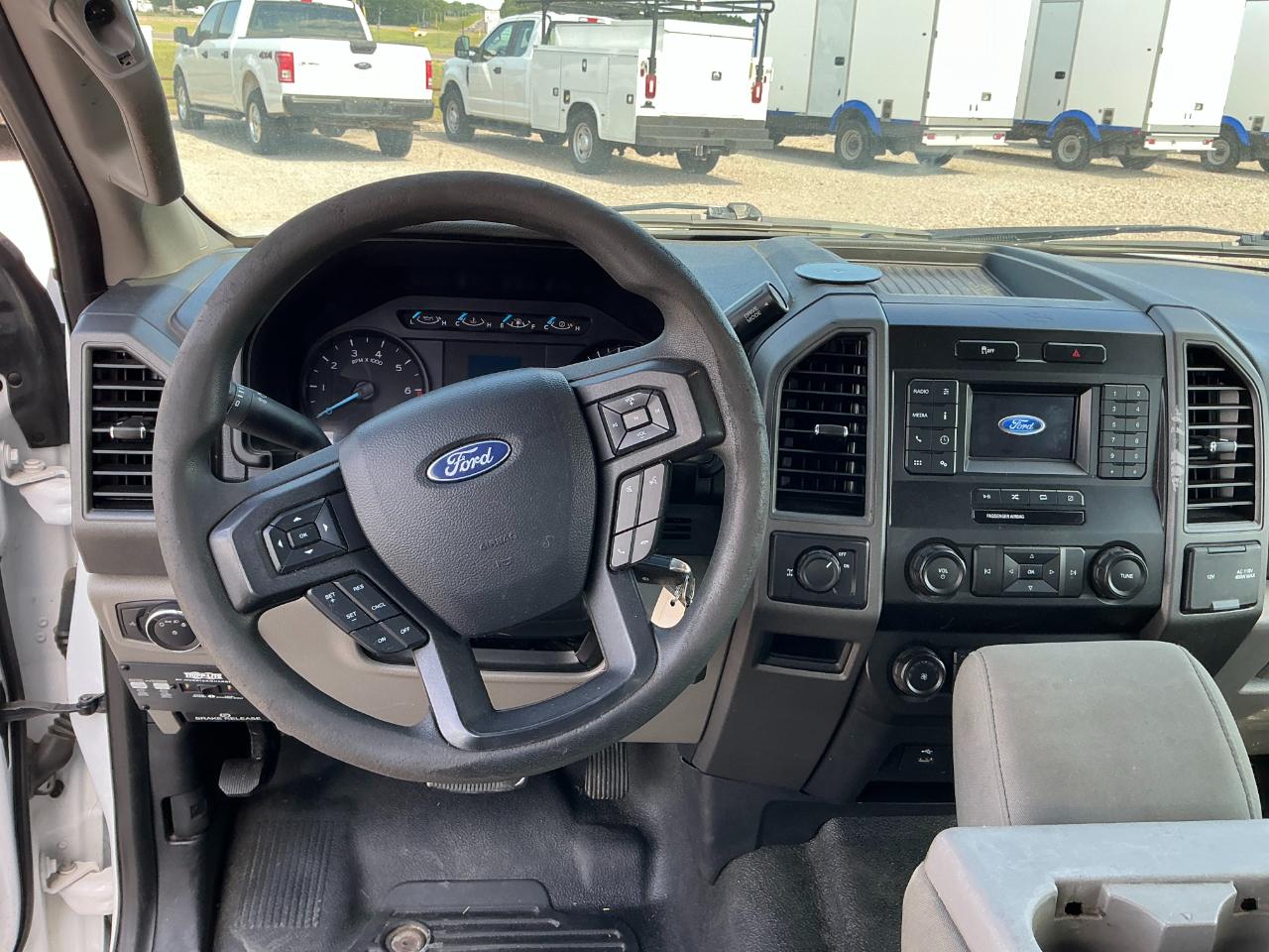 Ford F-350 SD XL SuperCab Long Bed 2WD 2021