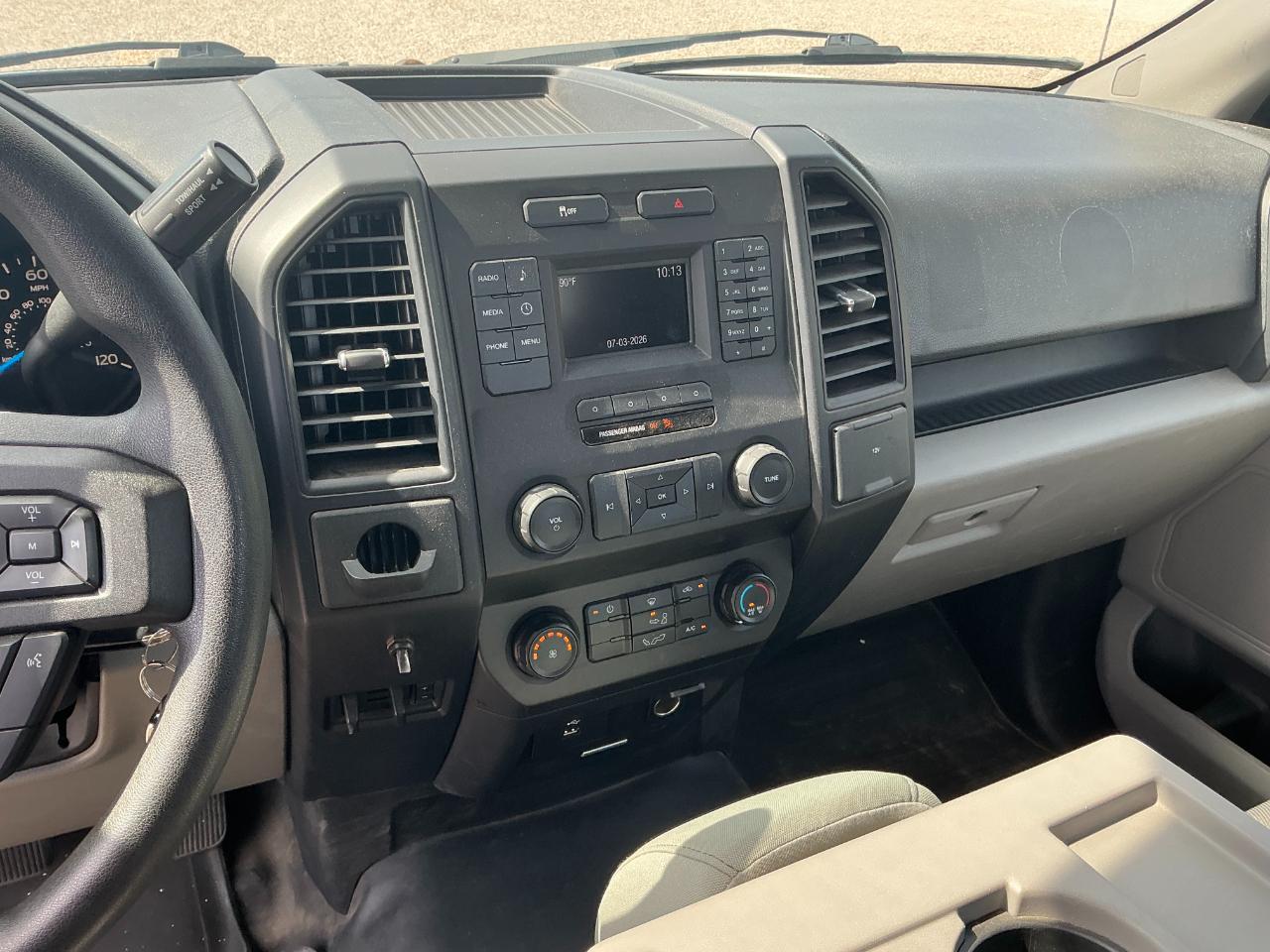 Ford F-150 XL 8-ft. Bed 2WD 2016