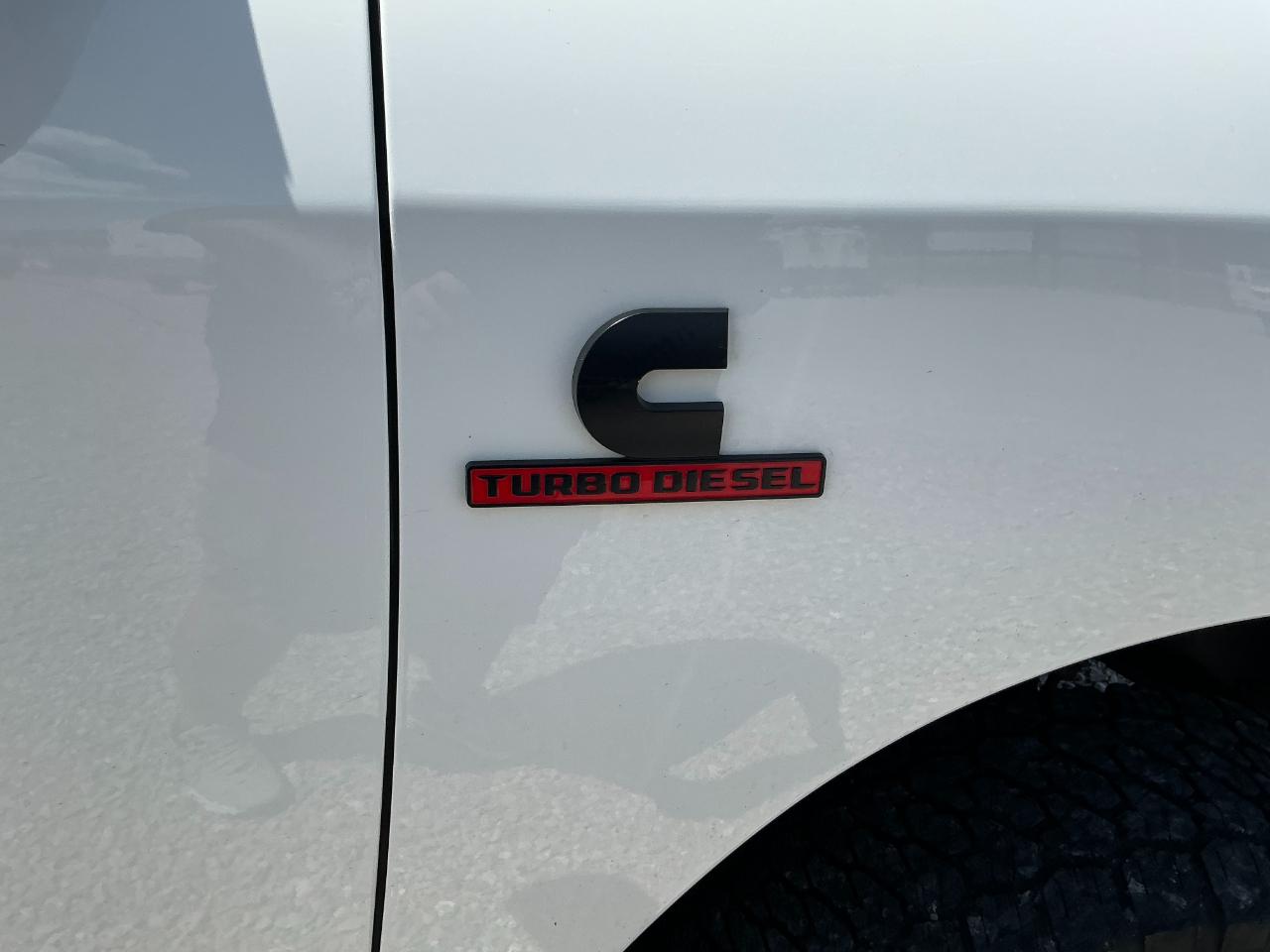RAM 2500 Tradesman Crew Cab LWB 4WD 2023