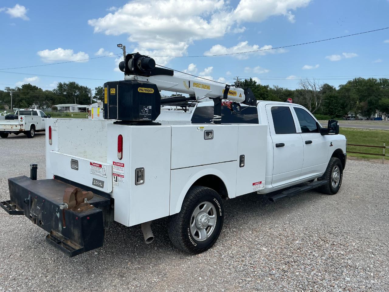 RAM 3500 Tradesman Crew Cab 4WD 2023