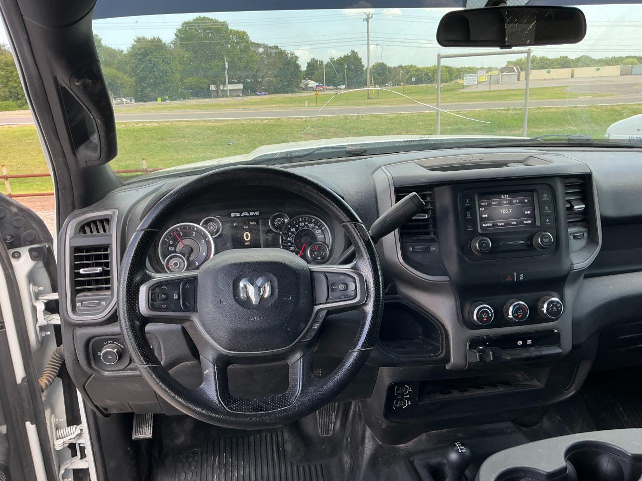 RAM 3500 Tradesman Crew Cab 4WD 2023