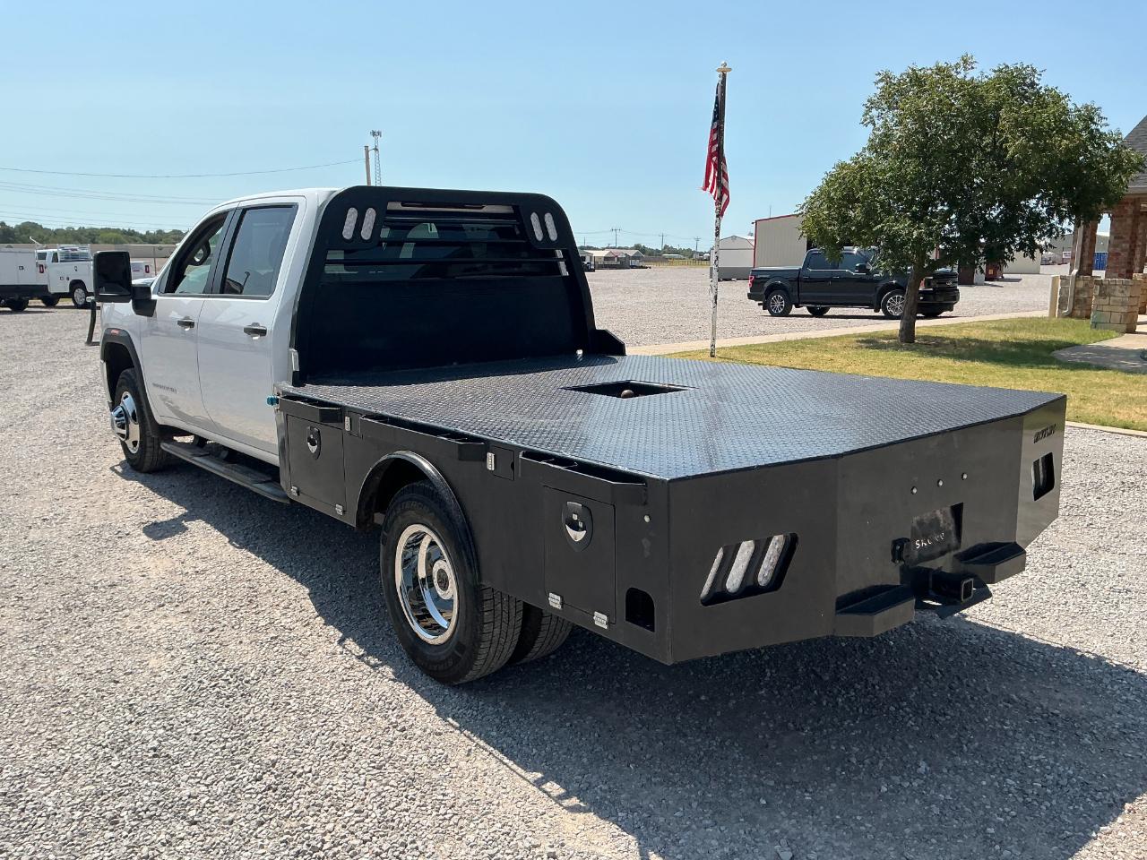 GMC Sierra 3500HD Pro Crew Cab 4WD SB 2022