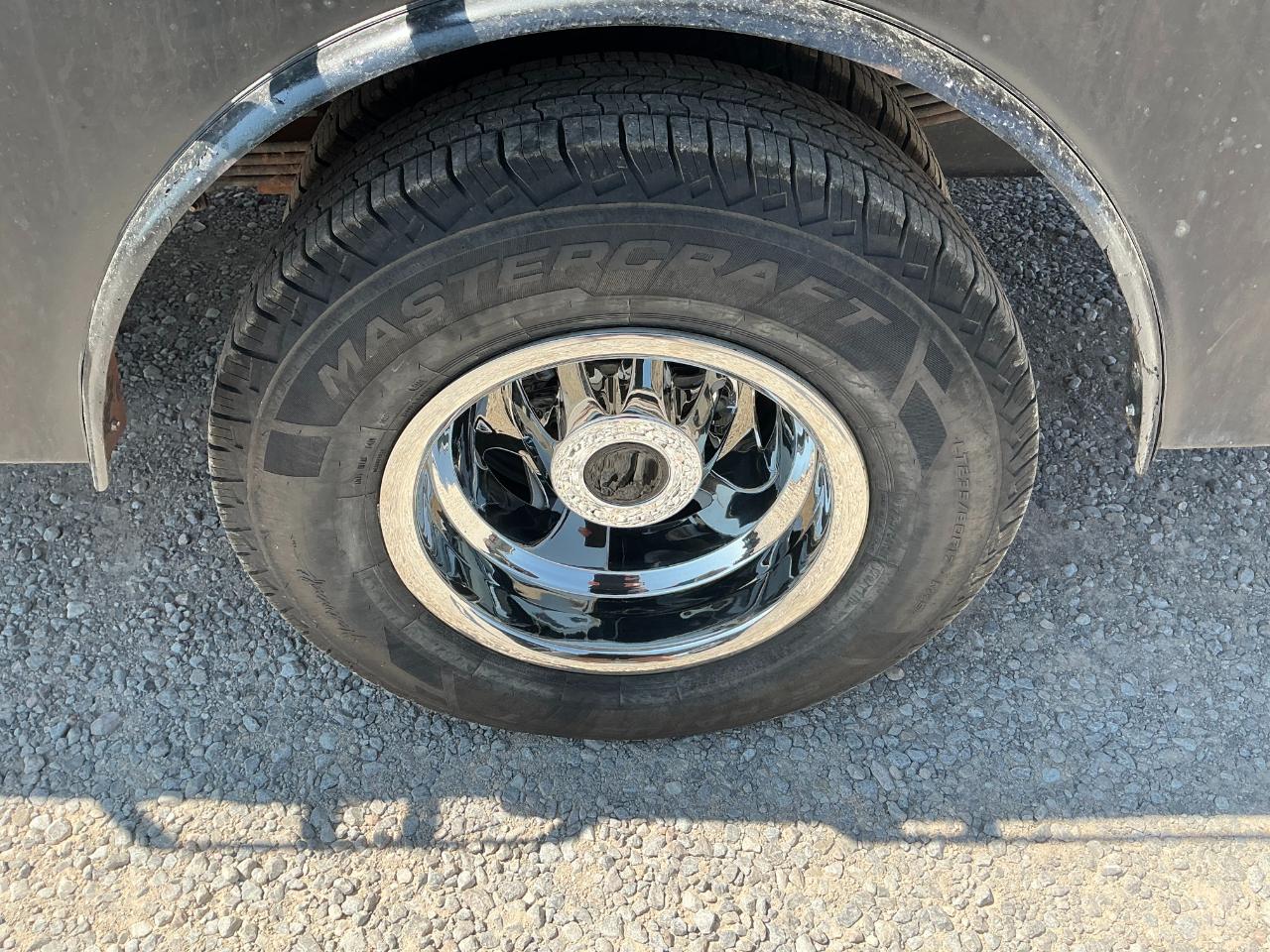 GMC Sierra 3500HD Pro Crew Cab 4WD SB 2022
