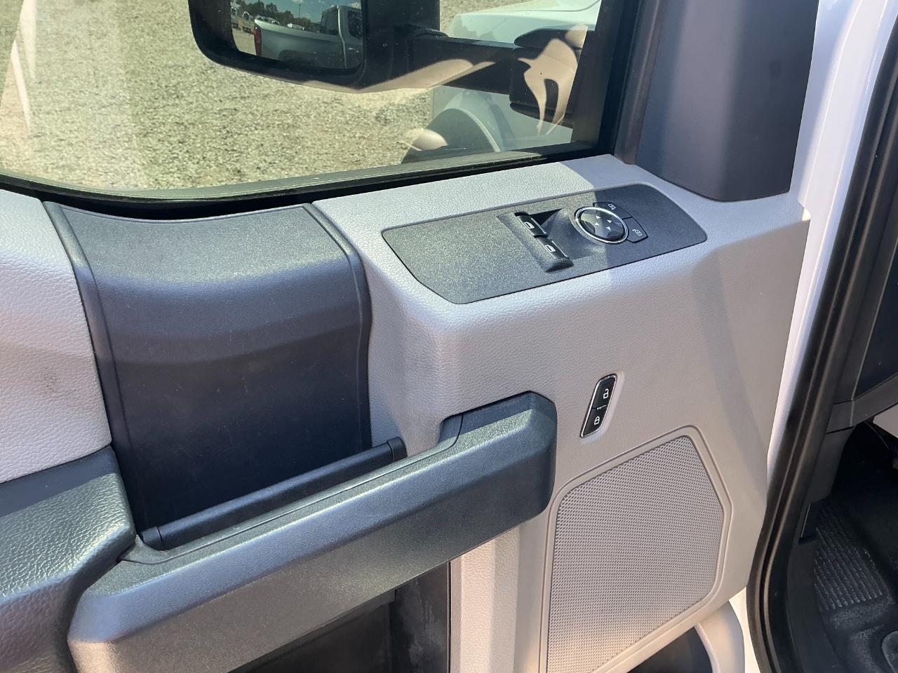 Ford F-450 SD Regular Cab DRW 2WD 2022