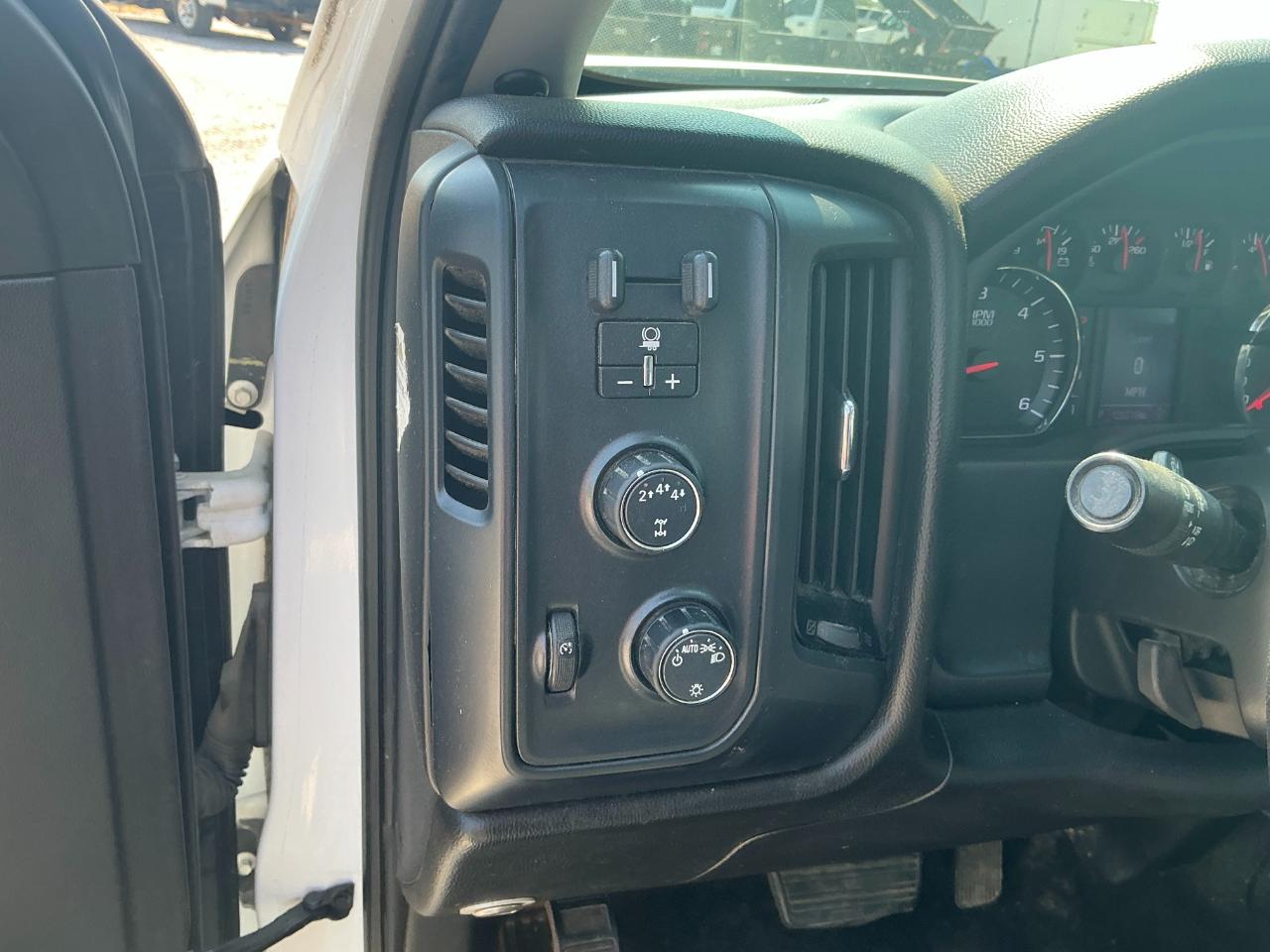 Chevrolet Silverado 2500HD Work Truck Double Cab Long Box 4WD 2018