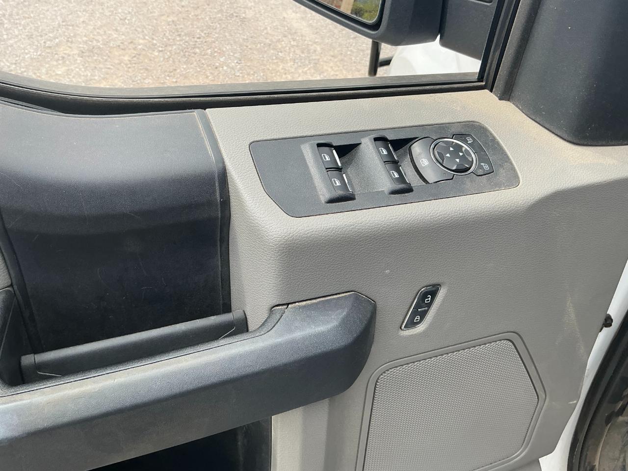 Ford F-150 XL SuperCrew 5.5-ft. Bed 4WD 2019