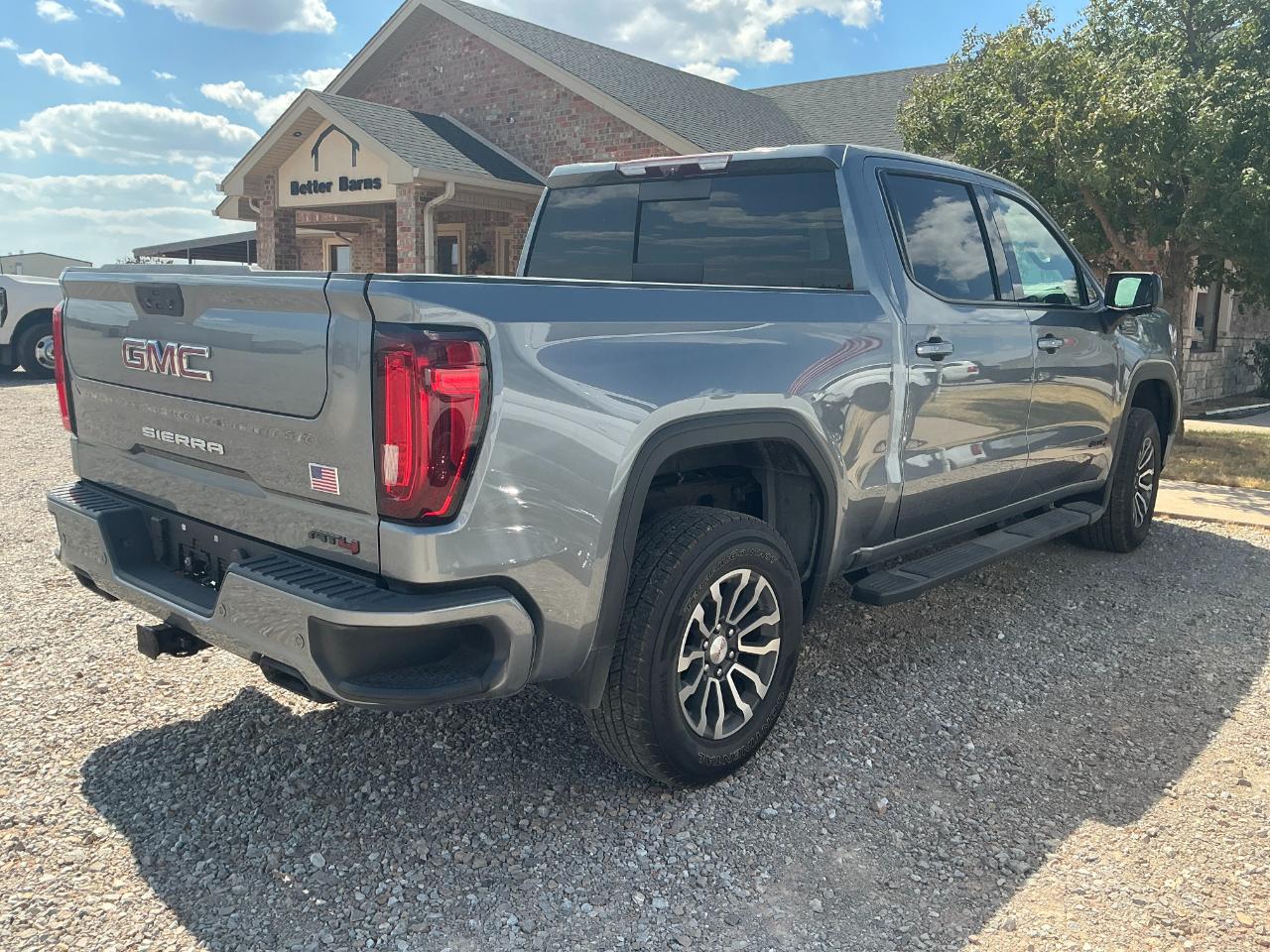 GMC Sierra 1500 AT4 Crew Cab Short Box 4WD 2021