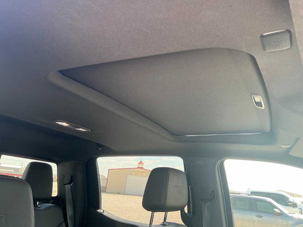 GMC Sierra 1500 AT4 Crew Cab Short Box 4WD 2021