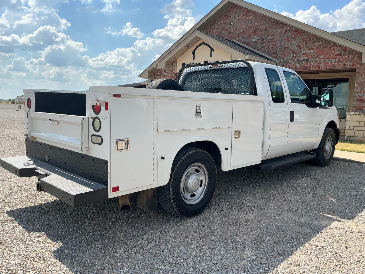 Ford F-250 SD XL SuperCab Long Bed 2WD 2014