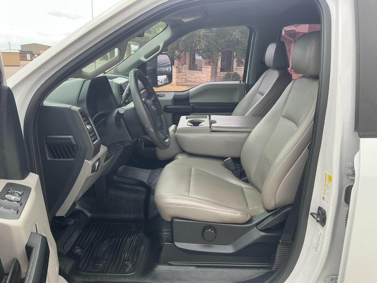 Ford F-250 SD XL Crew Cab Long Bed 4WD 2020