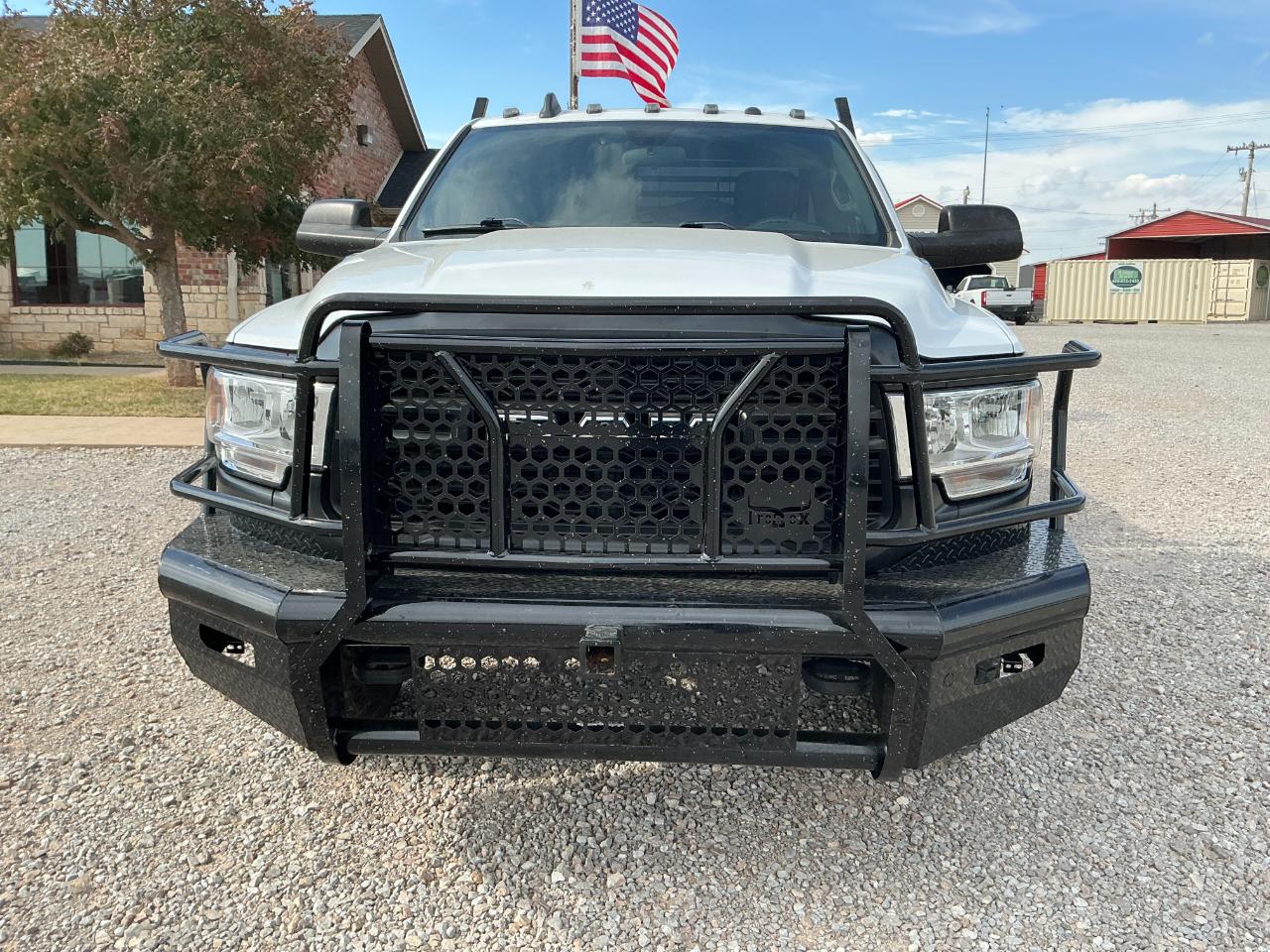 RAM 3500 Regular Cab 4WD DRW 2021