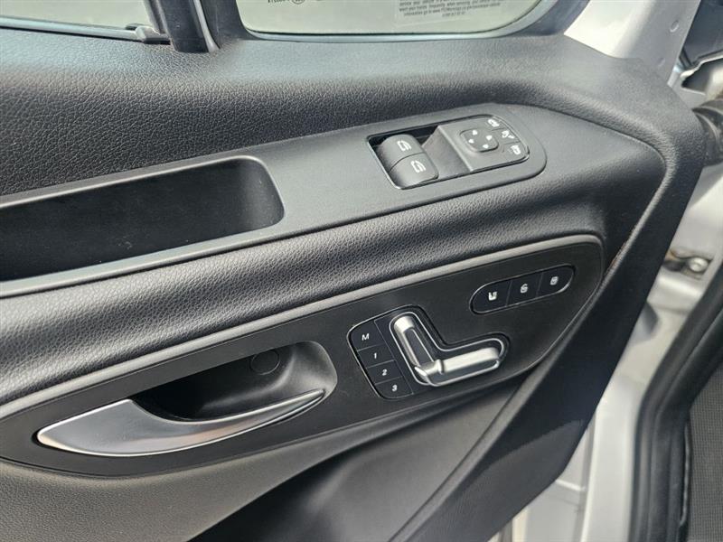 Mercedes-Benz Sprinter 3500 Wagon 144-in. WB 2019