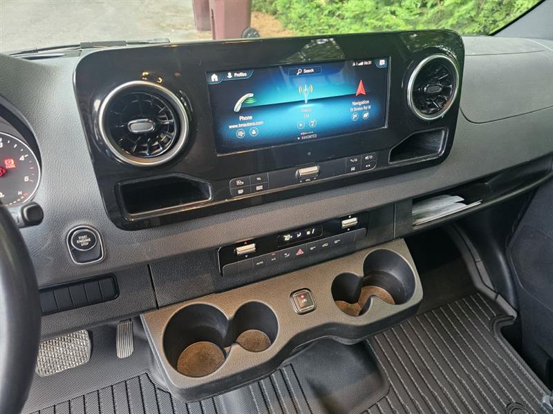 Mercedes-Benz Sprinter 3500 Wagon 144-in. WB 2019