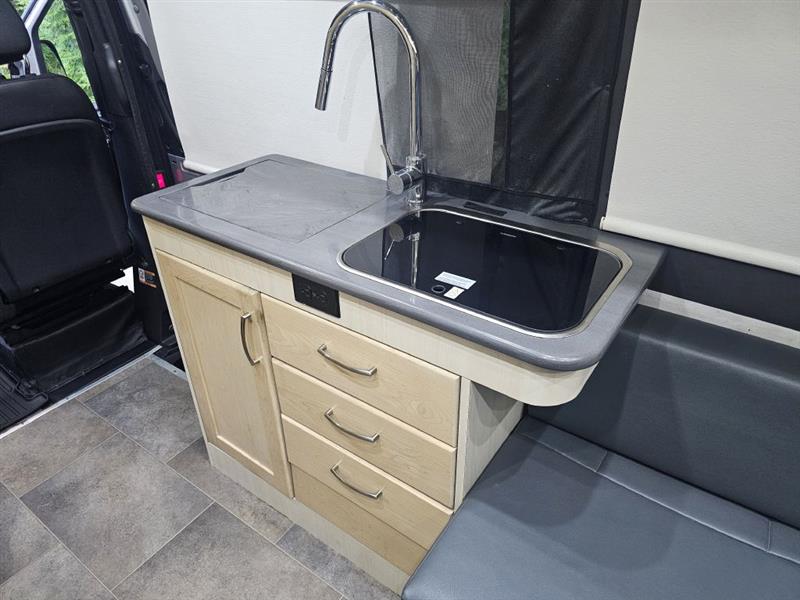 Mercedes-Benz Sprinter 3500 Wagon 144-in. WB 2019