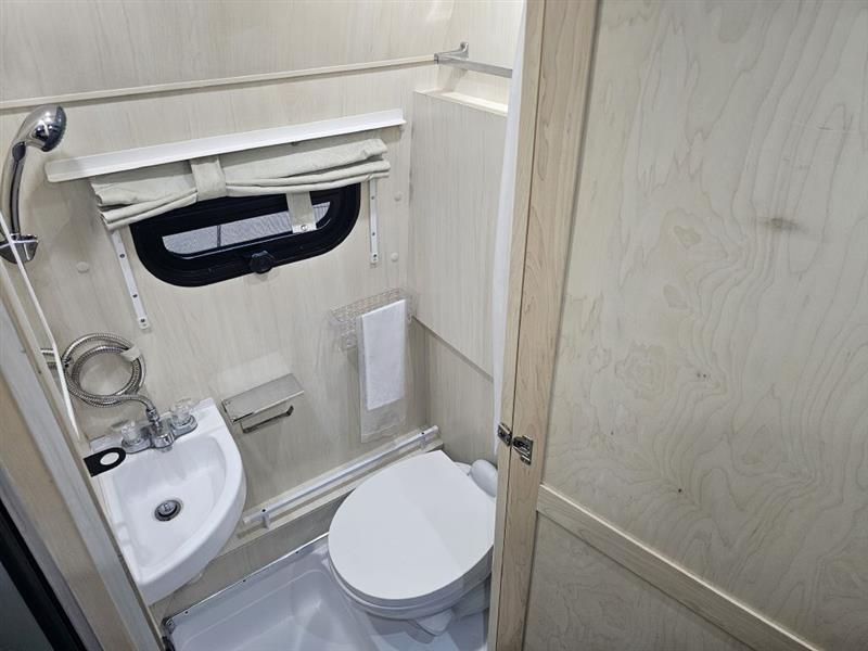 Mercedes-Benz Sprinter 3500 Wagon 144-in. WB 2019