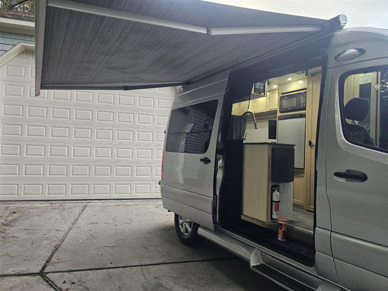 Mercedes-Benz Sprinter 3500 Wagon 144-in. WB 2019