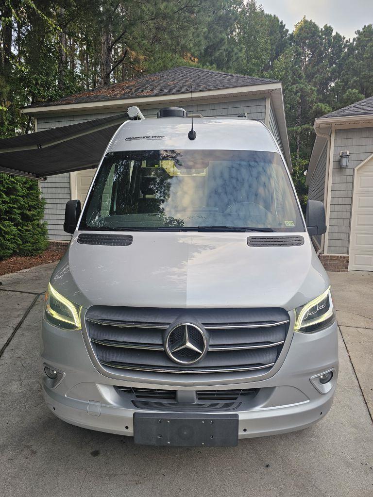 Mercedes-Benz Sprinter 3500 Wagon 144-in. WB 2019