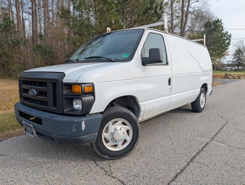 Ford Econoline E-150 2008