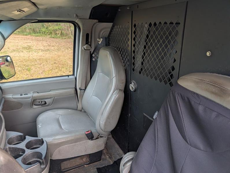 Ford Econoline E-150 2008